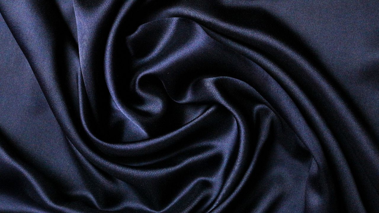 What Is Modal Fabric? A Closer Look at the Luxuriously Soft Material